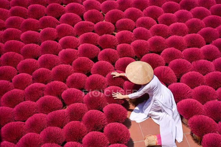 Tỏa Sáng Trên Mạng Xã Hội: Chuyên Gia Trang Điểm & Hotspot Matrix